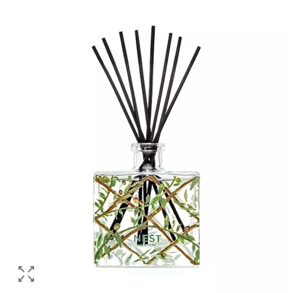 NEST Fragrances Santorini Olive & Citron Reed Diffuser - Green and Black - Picture 2 of 8